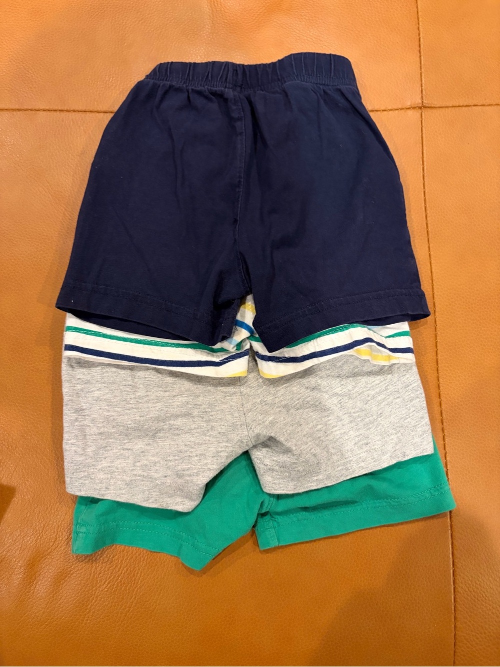 Baby GAP Shorts Bundle 12-18 months - Picture 3 of 4